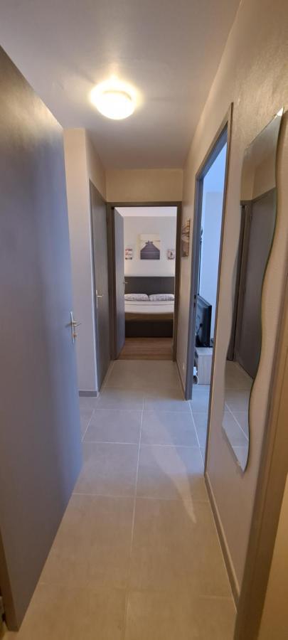 Appart T2 Standing Tout Confort Avec Balcon - Parking En Option Лион Экстерьер фото